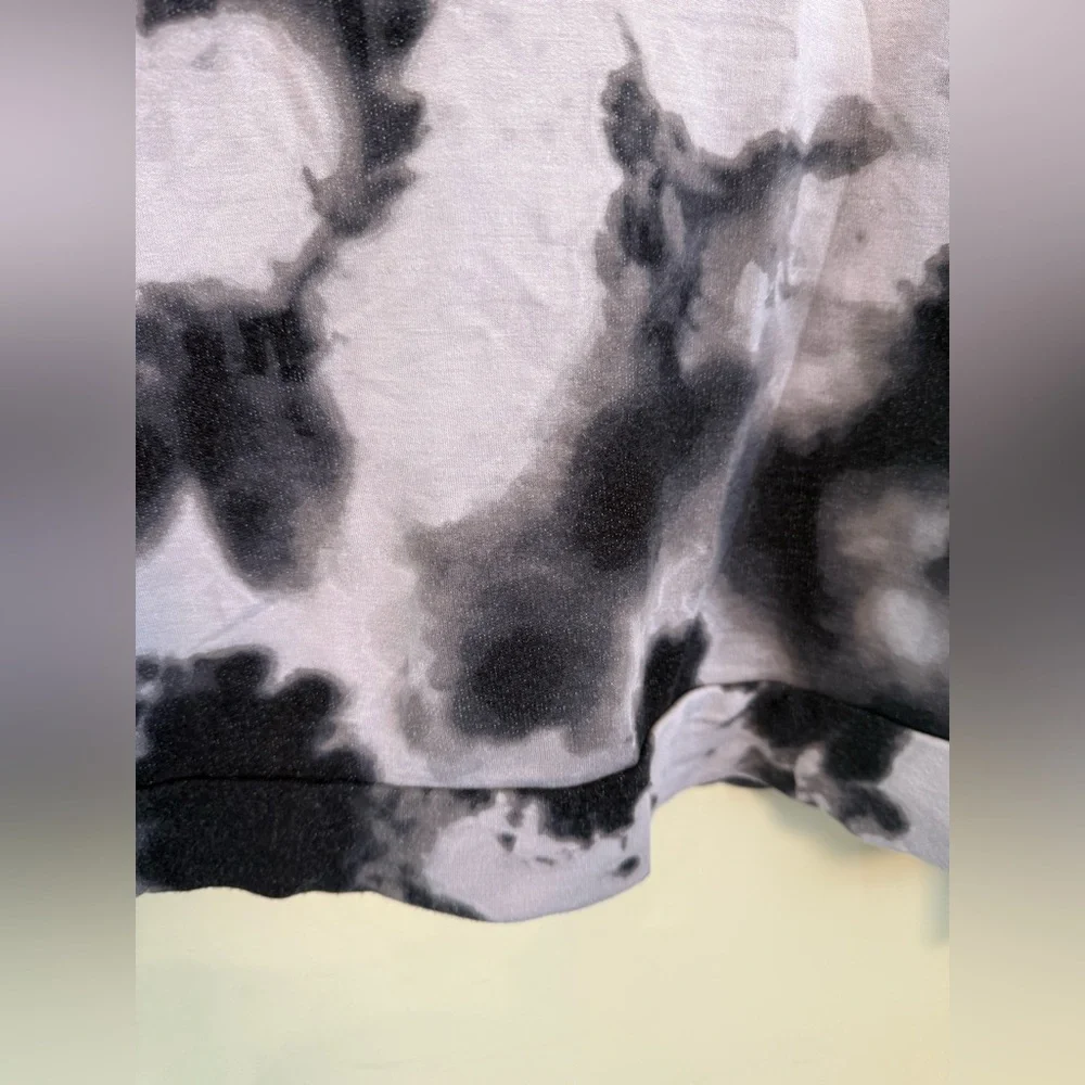 Sanctuary Monochrome Tie-Dye Long Sleeve Top *GOOD USED CONDITION* - Picture 6 of 9